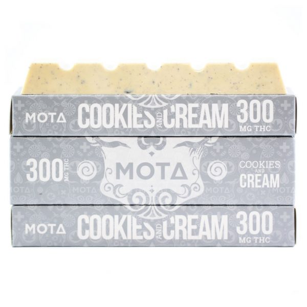 MOTA - Cookies & Cream Chocolate Bar (300mg THC)